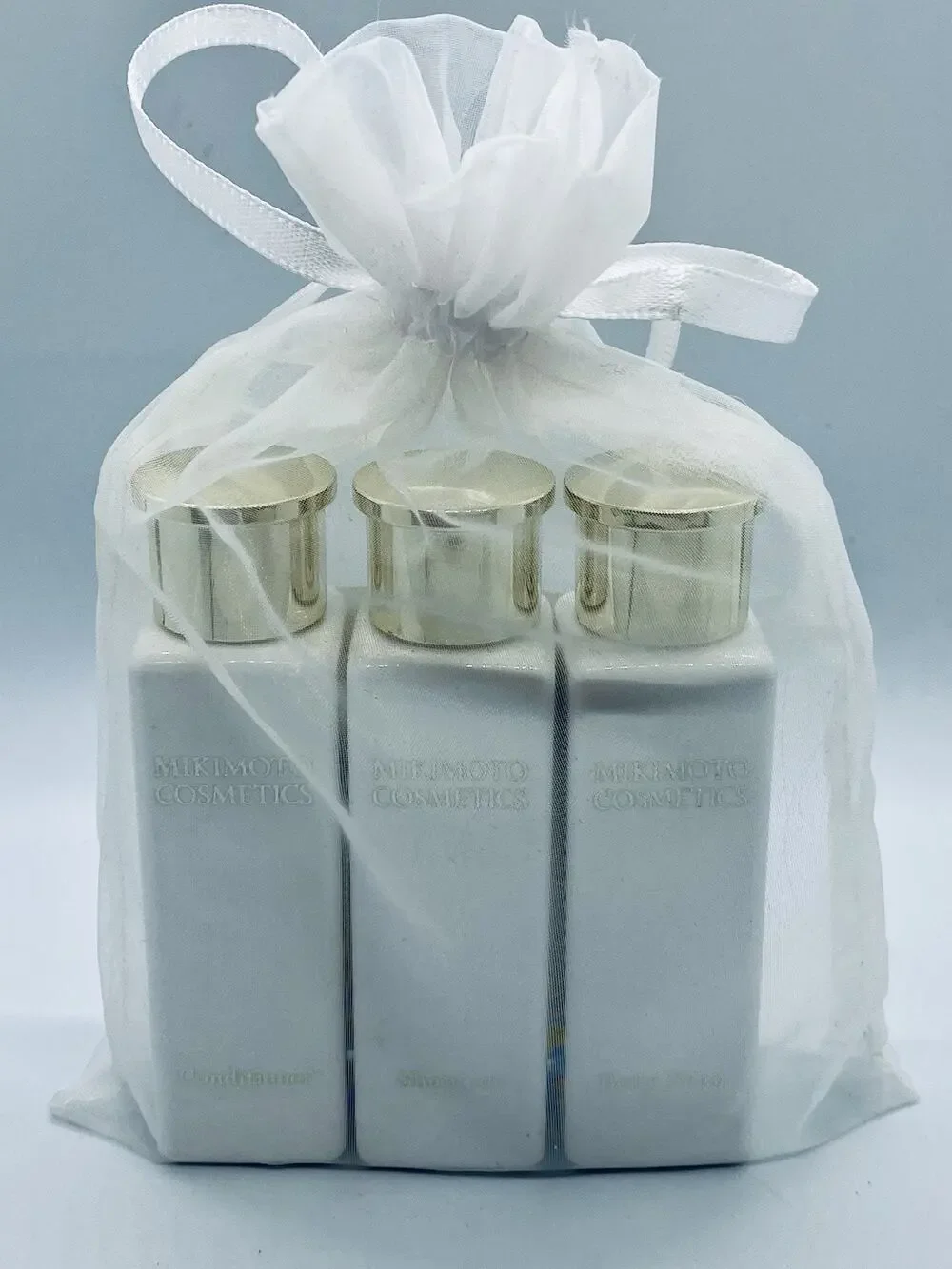 Mikimoto Cosmetics Amenities Kit 3 Pieces Shampoo, Conditioner, Body Soap New